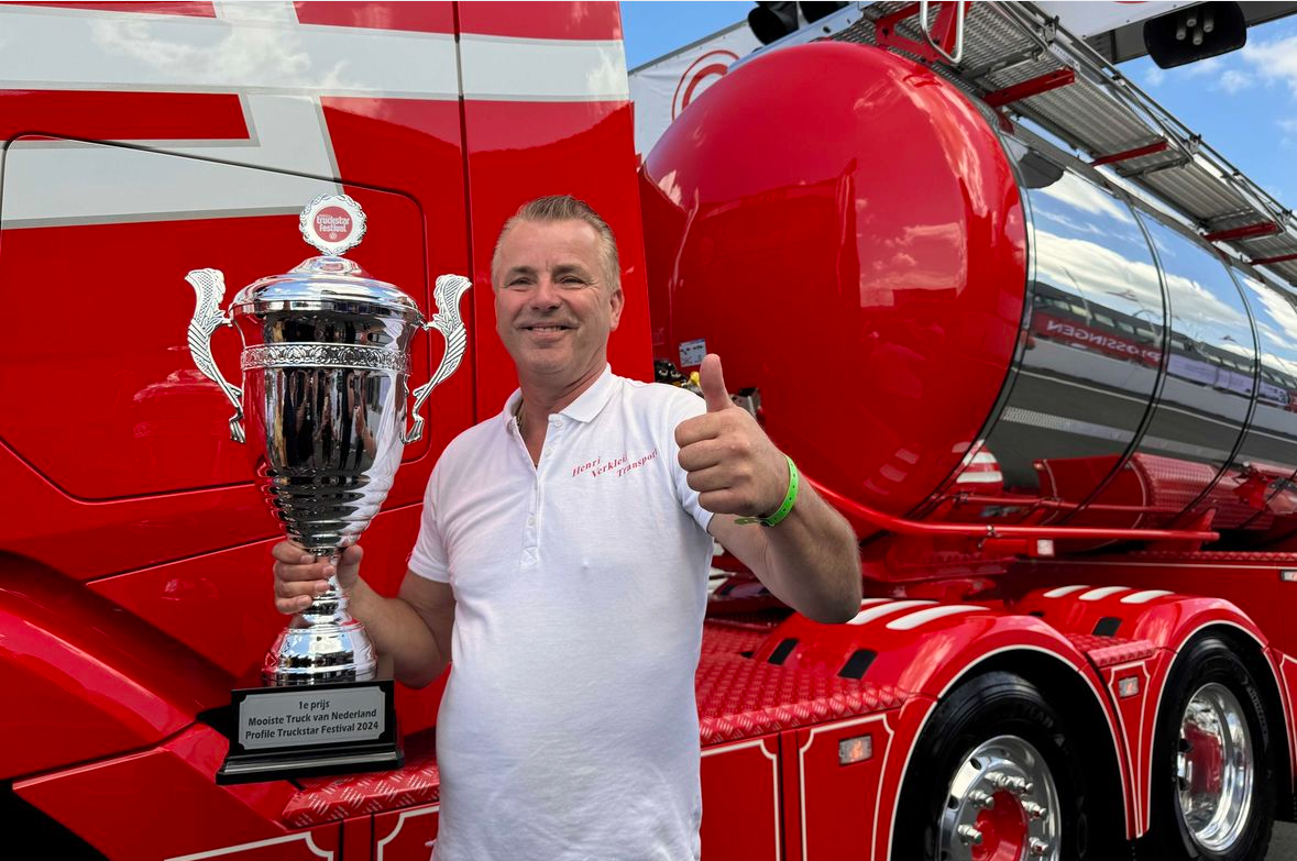 Henri Verkleij met Beker