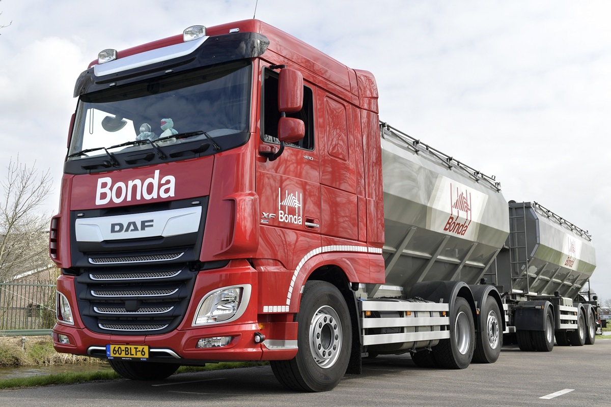 dafxf-bonda-vanhooft-dafnederland