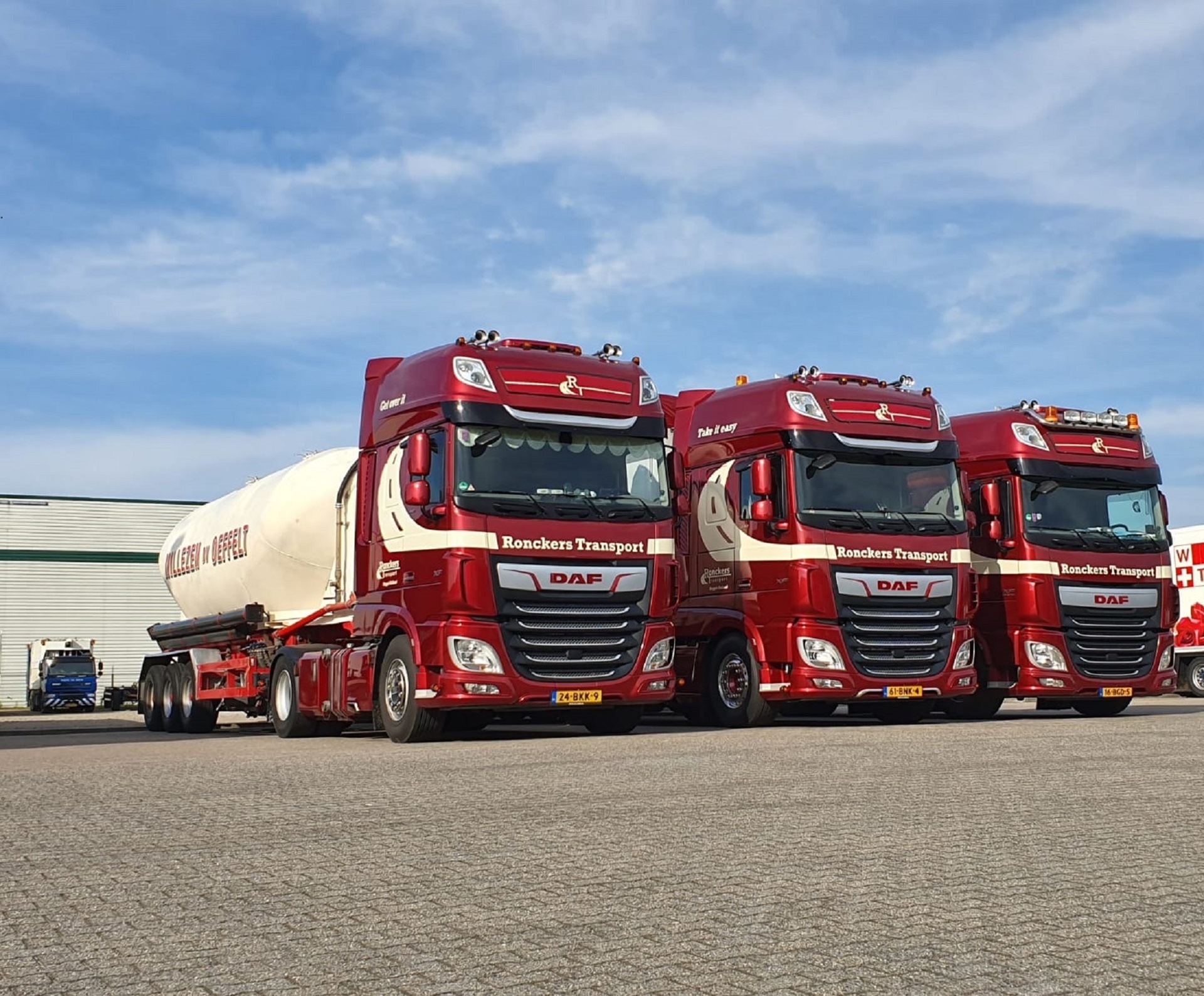 dafxf-ronckerstransport-allersbedrijfswagens