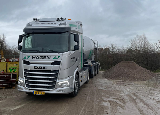 Hagen-Beton-Weesp-DAF-XG-02