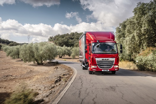 01-New-Generation-DAF-XB-210