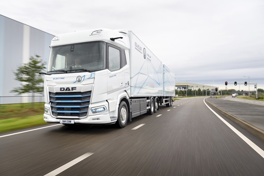 14-New-Generation-DAF-XF-Electric