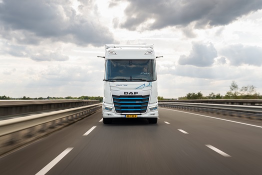 1809-New-Generation-DAF-XF-Electric