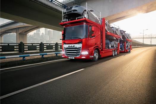 DAF-introduces-chassis-for-car-transport-01